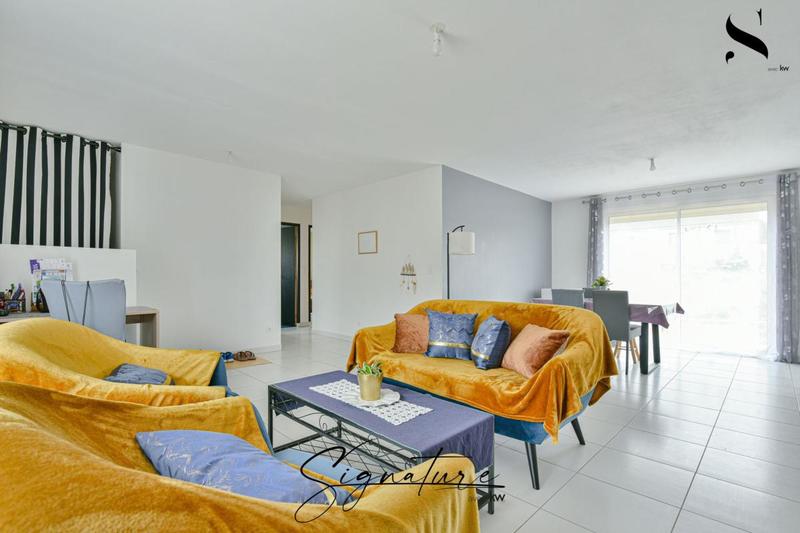 Pavillon - 94 m² - 5 pièces