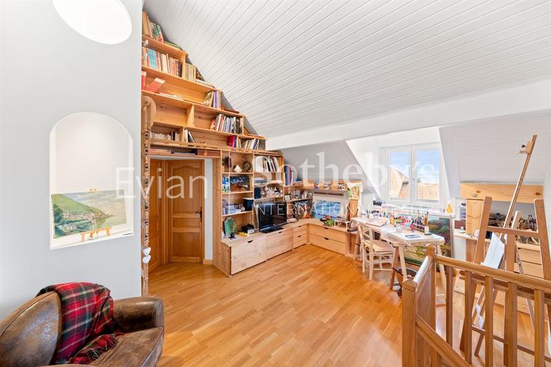 Maison - 189 m² - 8 pièces