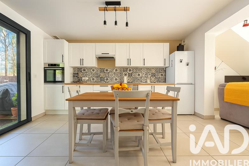 Maison - 95 m² - 4 pièces