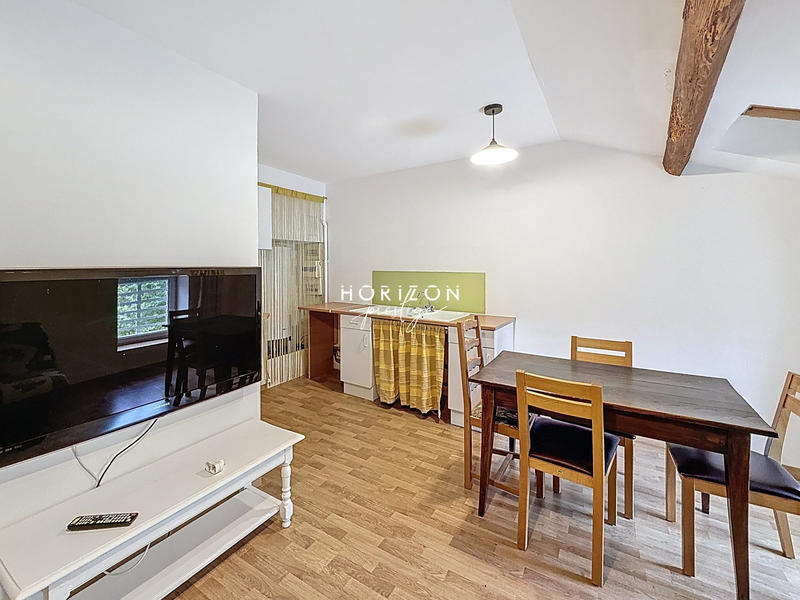 Maison ancienne - 400 m² - 15 pièces