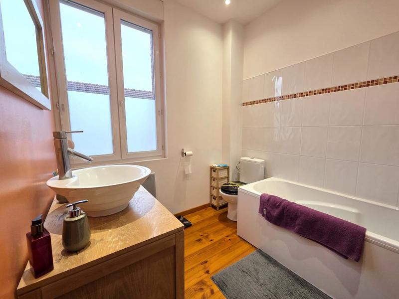 Maison de ville - 92 m² - 5 pièces