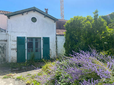 Maison - 102 m² - 5 pièces