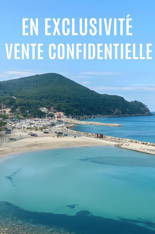 Maison - 223 m² - 8 pièces