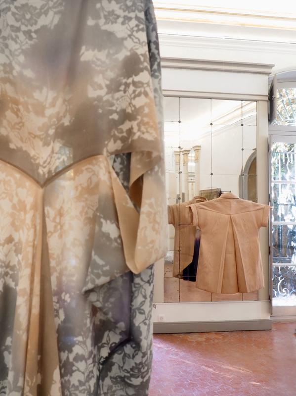 Exposition : à l'accélération et à l'oubli