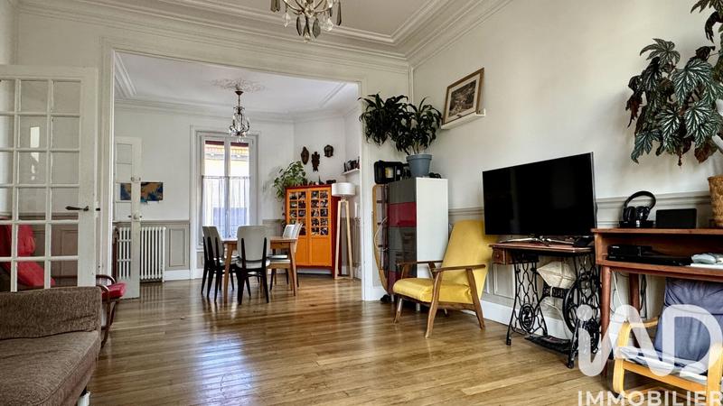 Maison - 167 m² - 8 pièces