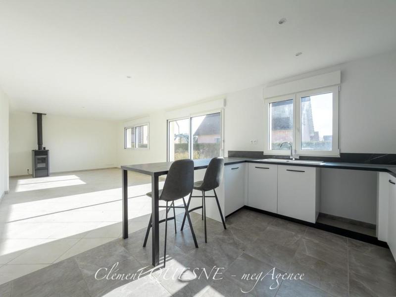 Maison - 90 m² - 4 pièces