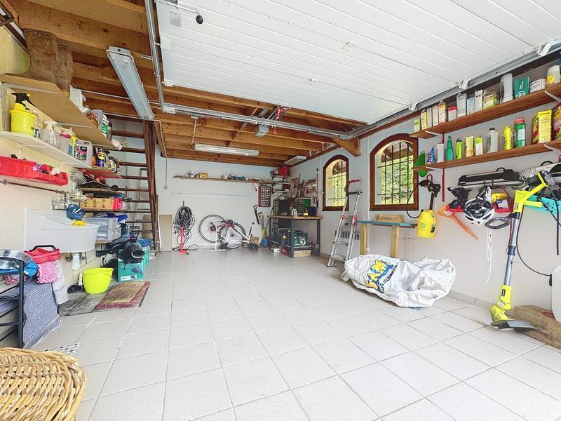 Maison - 172 m² - 10 pièces