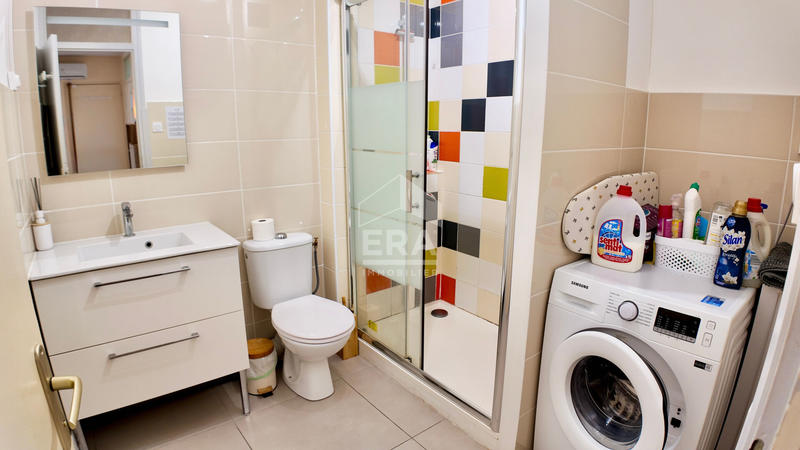 Appartement - 99 m² - 4 pièces