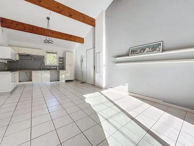 Maison jumelée - 49 m² - 3 pièces