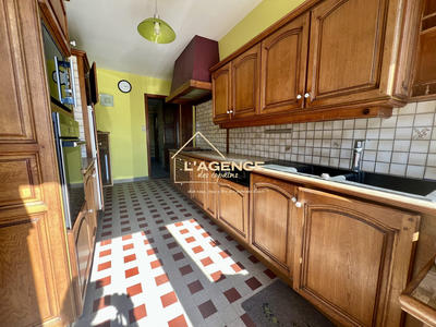 Ferme - 200 m² - 9 pièces