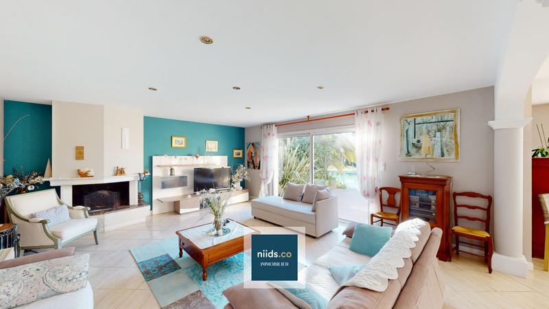 Villa - 350 m² - 11 pièces