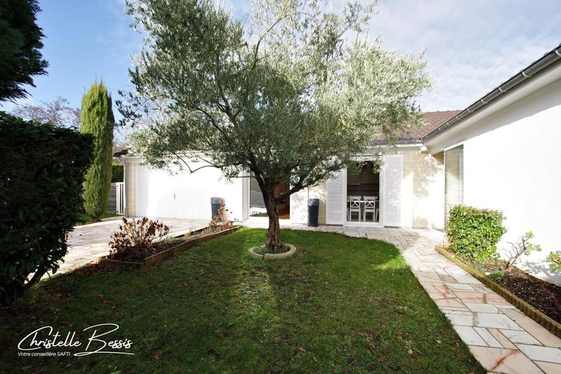 Maison - 170 m² - 6 pièces