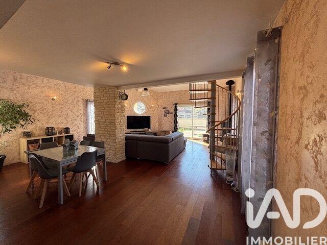 Maison - 147 m² - 5 pièces