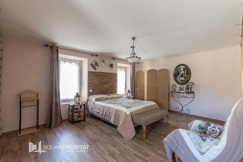 Maison - 550 m² - 15 pièces