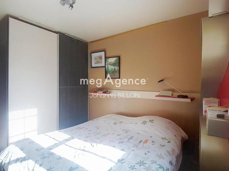 Maison traditionnelle - 140 m² - 6 pièces