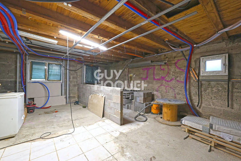 Maison - 110 m² - 4 pièces