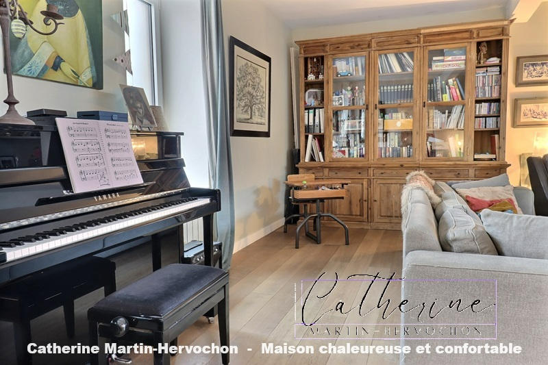 Maison - 176 m² - 7 pièces