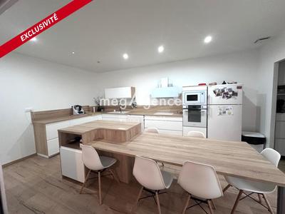 Maison - 180 m² - 5 pièces