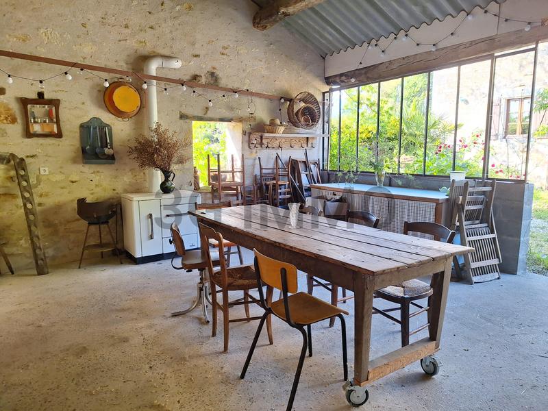 Moulin - 189 m² - 6 pièces