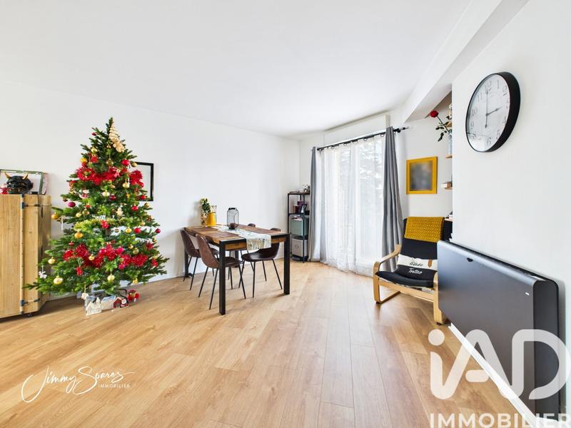 Maison de ville - 95 m² - 5 pièces