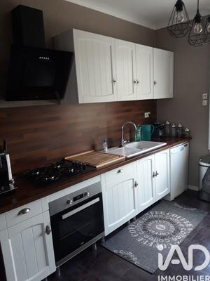 Maison - 92 m² - 5 pièces