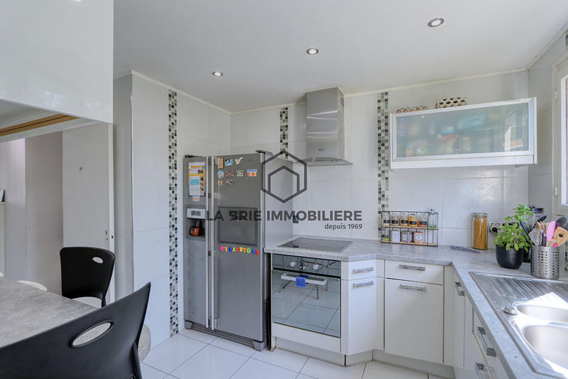 Appartement - 79 m² - 4 pièces