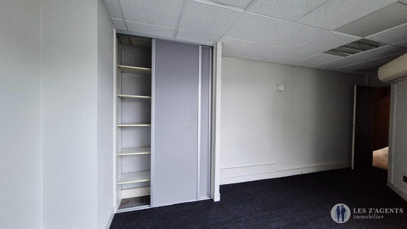 Bureau - 15 m² - 1 pièce