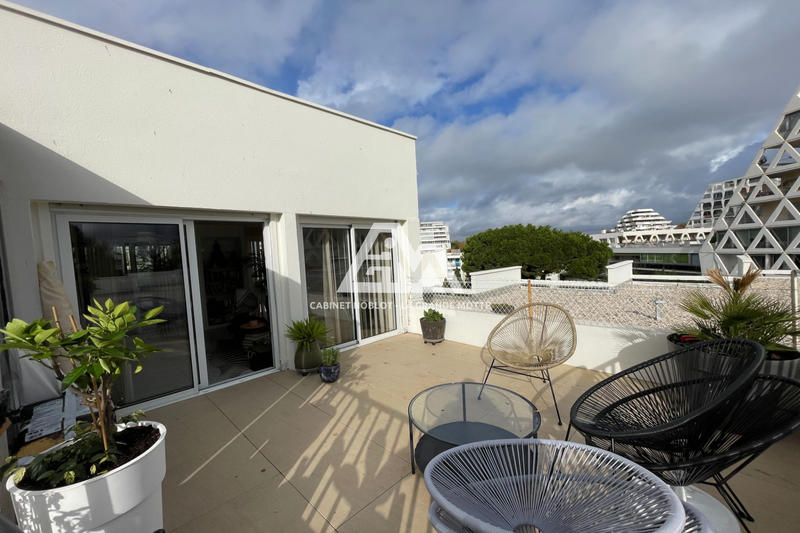 Appartement - 84 m² - 3 pièces