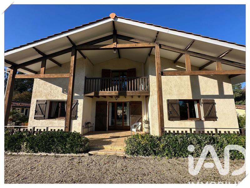 Maison - 187 m² - 7 pièces