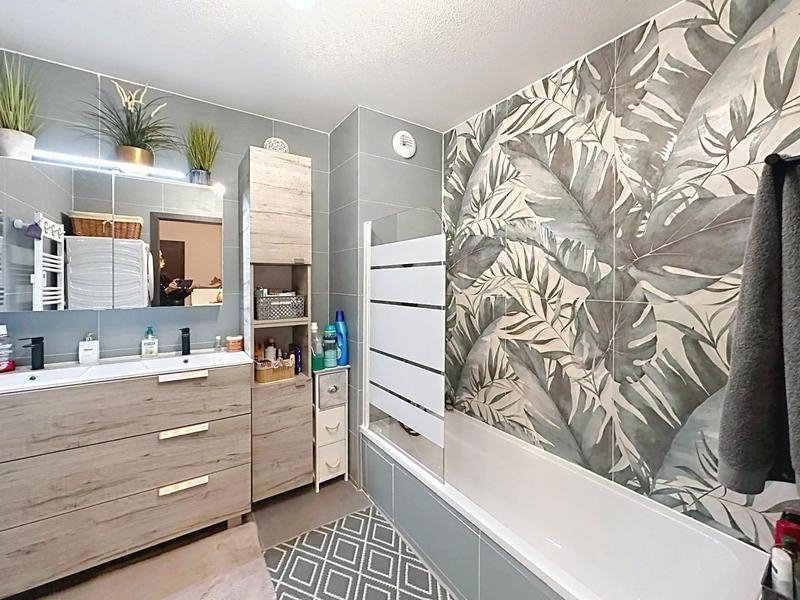 Appartement - 72 m² - 3 pièces