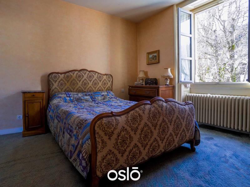 Maison - 169 m² - 8 pièces