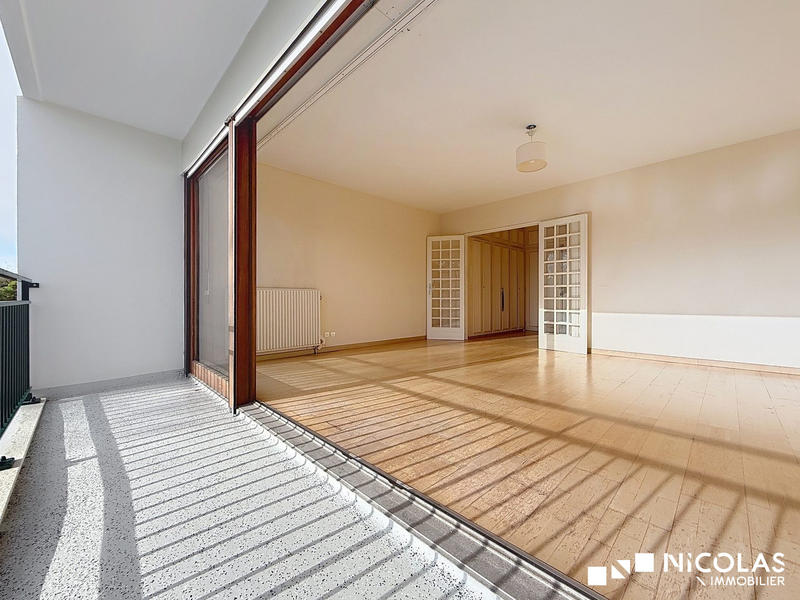 Appartement - 75 m² - 3 pièces