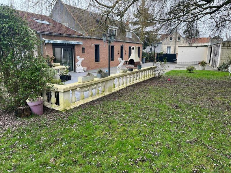 Longère - 160 m² - 8 pièces