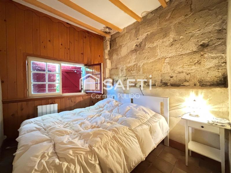 Maison - 305 m² - 12 pièces