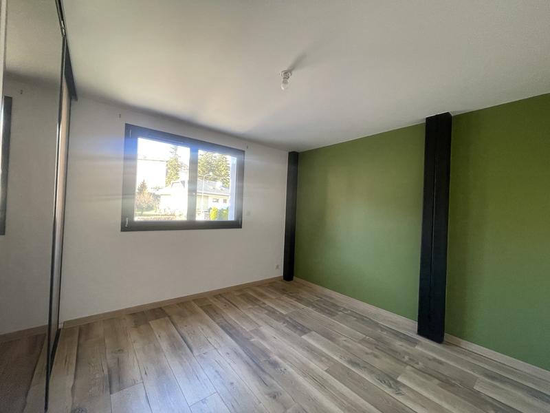 Maison contemporaine - 111 m² - 5 pièces