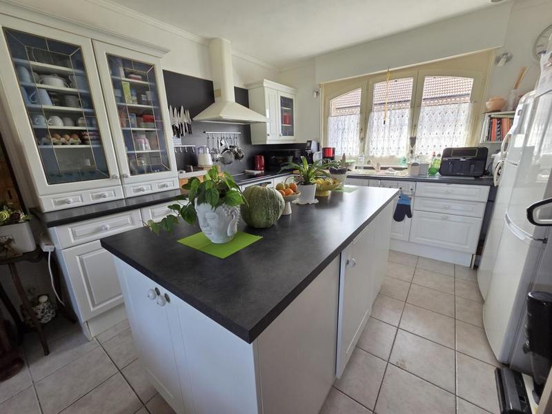 Pavillon - 110 m² - 5 pièces