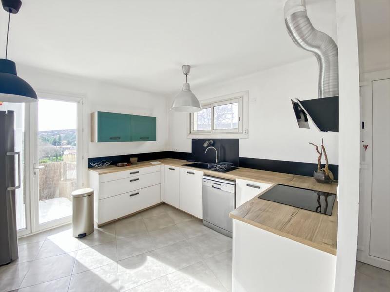 Appartement - 92 m² - 4 pièces