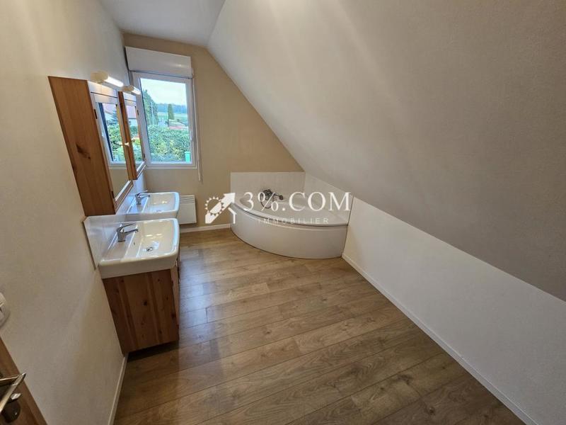 Maison - 110 m² - 5 pièces