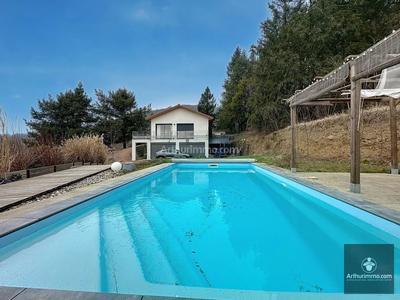 Maison - 500 m² - 18 pièces