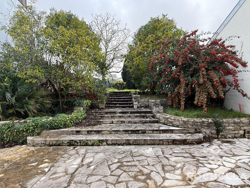 Maison ancienne - 183 m² - 5 pièces