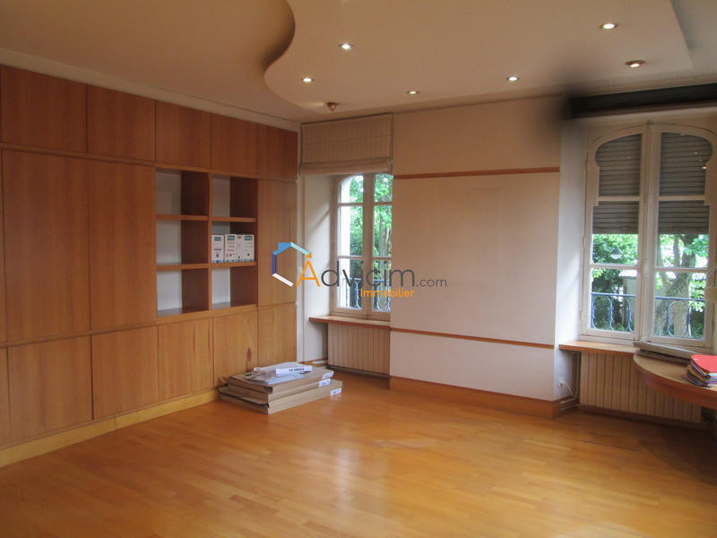 Immeuble - 285 m²