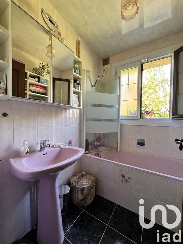 Maison - 111 m² - 6 pièces