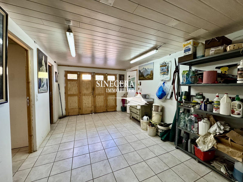 Maison - 200 m² - 10 pièces