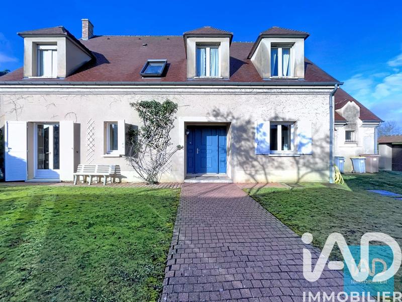 Maison - 207 m² - 8 pièces
