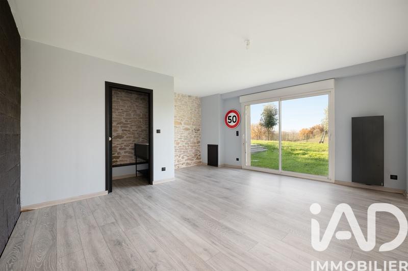 Maison - 324 m² - 5 pièces