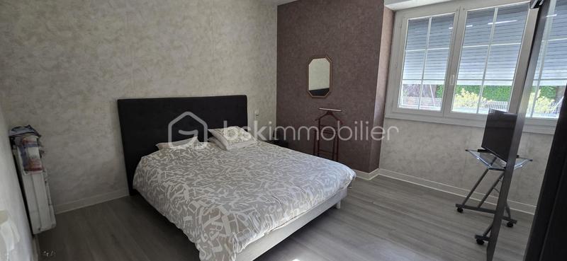 Maison ancienne - 222 m² - 8 pièces