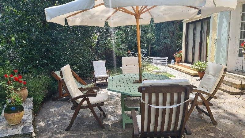 Maison - 183 m² - 8 pièces