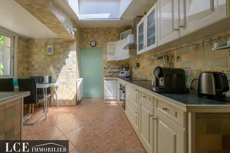 Maison - 139 m² - 6 pièces