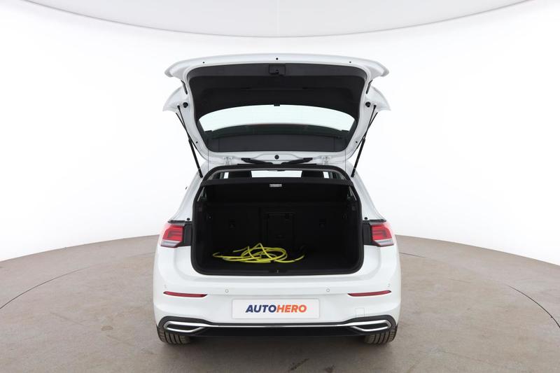 Volkswagen Golf VIII 1.4 Hybrid Rechargeable Opf Style Dsg6 204 ch