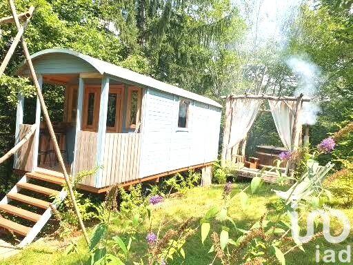 Maison - 442 m² - 10 pièces